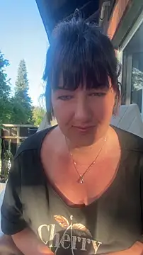NatiLove35 online show from May 23, 2026, 5:06 am