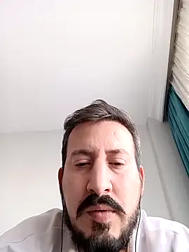 Snapshot of Karizmatikman chatting on February 15, 2026, 10:14 am Karizmatikman online show from February 15, 2026, 10:14 am