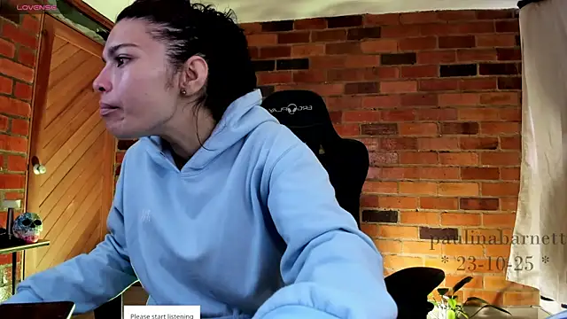 Snapshot of paulinabarnett- chatting on October 24, 2025, 2:49 pm paulinabarnett- online show from October 24, 2025, 2:49 pm