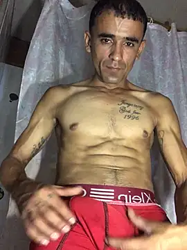 lopez96hot online show from December 14, 2024, 12:01 am