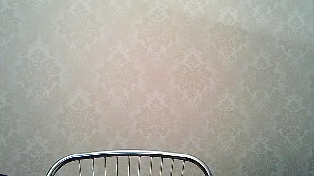 Snapshot of Kashtanka_ chatting on November 7, 2025, 1:59 pm Kashtanka online show from November 7, 2025, 1:59 pm