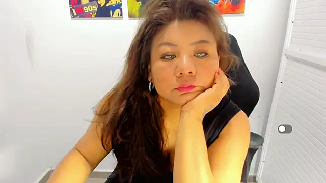 victoria love89 online show from September 9, 2025, 2:32 am