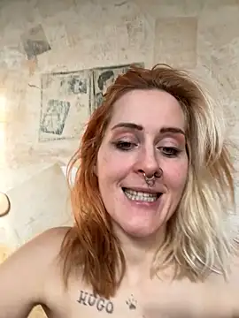 JoleneFuego online show from December 2, 2025, 9:44 am