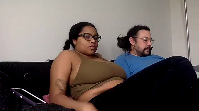 bby2brat online show from January 10, 2025, 6:38 pm
