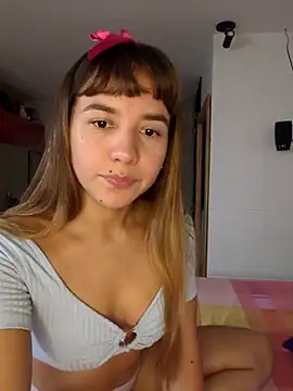 Sofiapeachh online show from March 22, 2025, 5:17 am