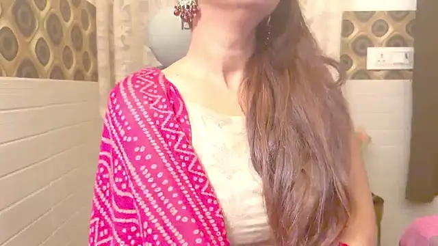 Snapshot of Your_Sassy_Goddess chatting on February 18, 2025, 6:58 pm Your Sassy Goddess online show from February 18, 2025, 6:58 pm