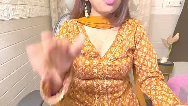 Snapshot of Your_Sassy_Goddess chatting on March 19, 2025, 7:49 pm Your Sassy Goddess online show from March 19, 2025, 7:49 pm