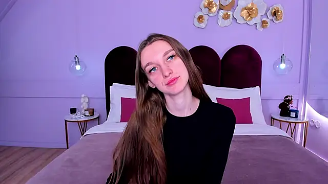 AshleyMillsss online show from March 10, 2025, 7:33 am