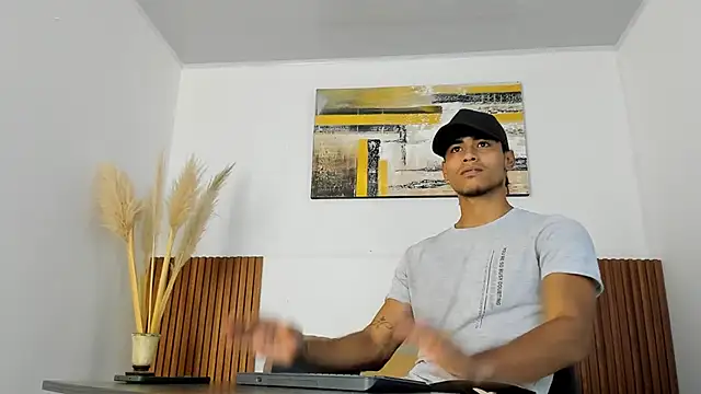 zander 2120 online show from September 17, 2025, 1:02 pm