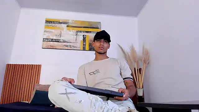 zander 2120 online show from October 3, 2025, 1:12 pm