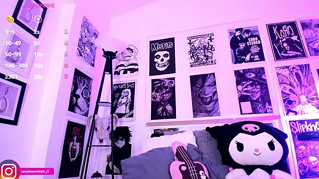 Lexyjoycce online show from November 20, 2025, 9:04 pm