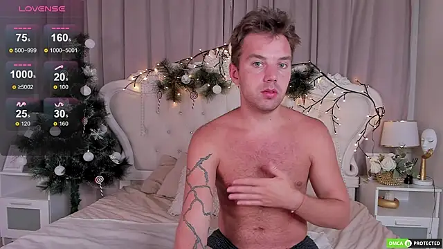 ArthurWhitee online show from December 15, 2025, 3:12 am