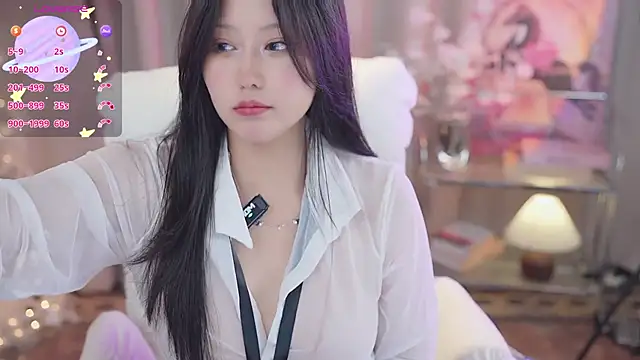 Snapshot of YINGTao-168 chatting on October 24, 2025, 12:26 pm YINGTao-168 online show from October 24, 2025, 12:26 pm