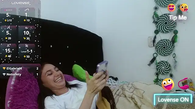 Snapshot of SexyTokio4 chatting on December 6, 2024, 3:17 pm SexyTokio4 online show from December 6, 2024, 3:17 pm