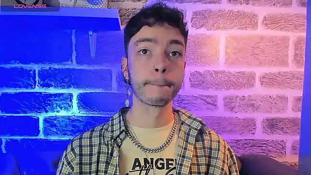 noah ricci online show from September 25, 2025, 12:33 pm