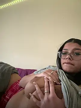 kelsmx online show from December 10, 2024, 4:06 pm