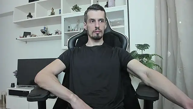 ToddClaytonn online show from April 27, 2026, 4:38 pm