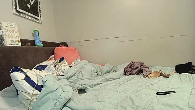 Naomiruty online show from March 14, 2026, 3:01 am