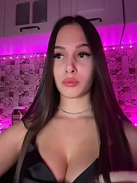 EricaWalls online show from February 14, 2025, 4:20 pm