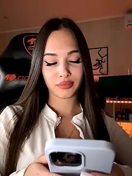 EricaWalls online show from September 10, 2025, 7:24 pm