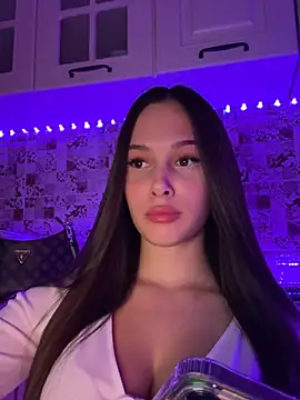 EricaWalls online show from February 3, 2025, 3:20 am