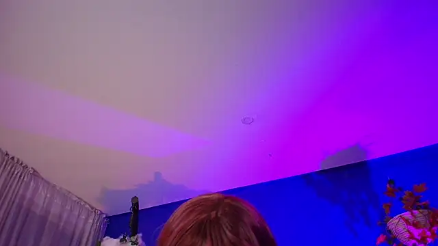 vanelope11 online show from April 11, 2026, 3:14 am