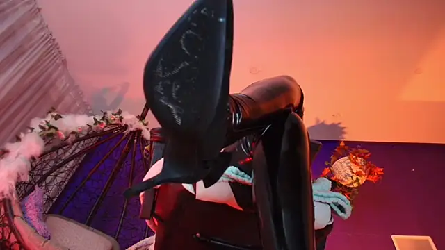 vanelope11 online show from April 9, 2026, 7:25 am