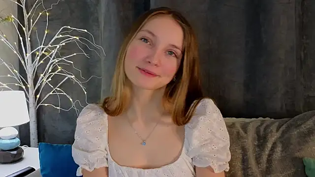 MonaEldon online show from December 14, 2024, 1:17 am