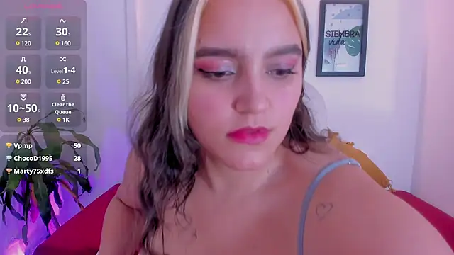 Snapshot of katy_giil chatting on March 20, 2025, 5:58 pm katy giil online show from March 20, 2025, 5:58 pm