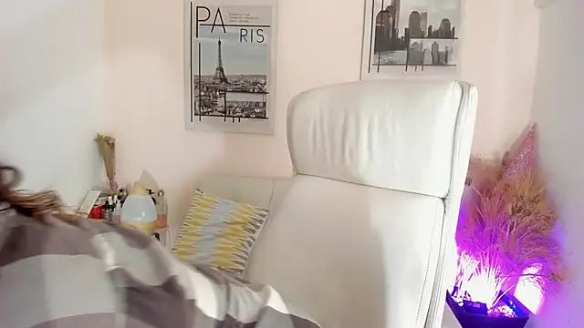 Snapshot of katy_giil chatting on March 15, 2025, 8:10 pm katy giil online show from March 15, 2025, 8:10 pm