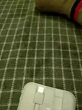 Snapshot of fuckingmahiesh chatting on January 31, 2025, 3:44 pm fuckingmahiesh online show from January 31, 2025, 3:44 pm