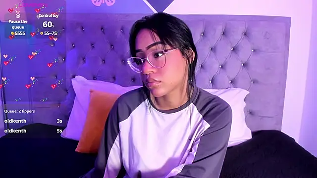 Snapshot of AriannaDavis chatting on February 26, 2025, 7:10 pm AriannaDavis online show from February 26, 2025, 7:10 pm