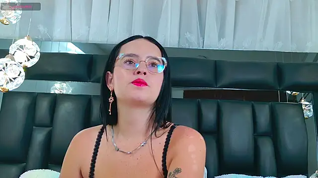 DahianaMoss online show from October 11, 2025, 11:33 am