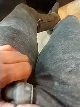 kunalmishra2003 online show from November 22, 2025, 2:16 pm