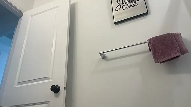 londonsfantasy online show from April 5, 2026, 5:30 pm