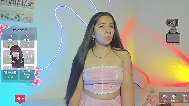 litle mily  online show from September 10, 2025, 8:41 pm