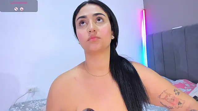 curvy jhacky online show from February 28, 2025, 5:04 am