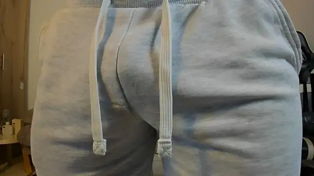 julian wallace online show from September 26, 2025, 2:57 pm