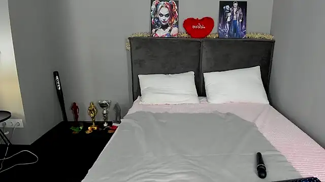 MuscleXXXBarbie online show from February 23, 2026, 8:48 am