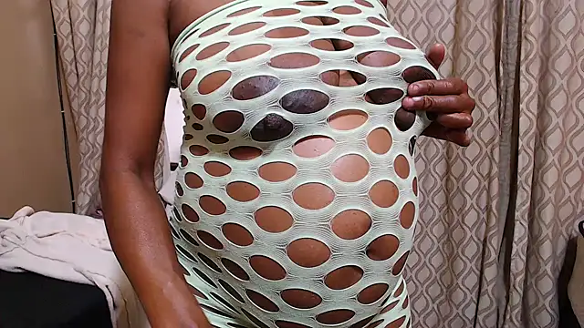 ManEaterxx29 online show from October 19, 2025, 3:15 pm