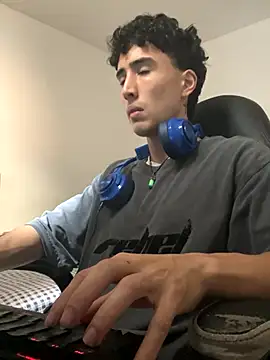 gojo satoru 18 online show from October 25, 2025, 6:08 pm