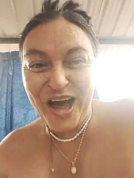 Snapshot of Horny-Mommy-Dirty chatting on April 17, 2026, 3:37 pm Horny-Mommy-Dirty online show from April 17, 2026, 3:37 pm