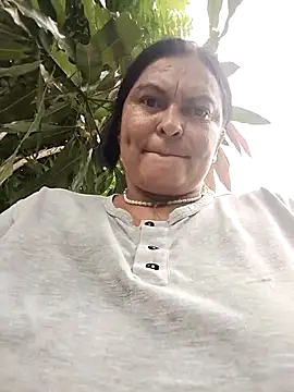 Horny-Mommy-Dirty online show from March 31, 2026, 4:09 pm