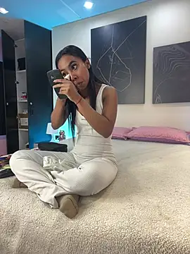 GabrielaLugo online show from May 11, 2026, 11:44 am