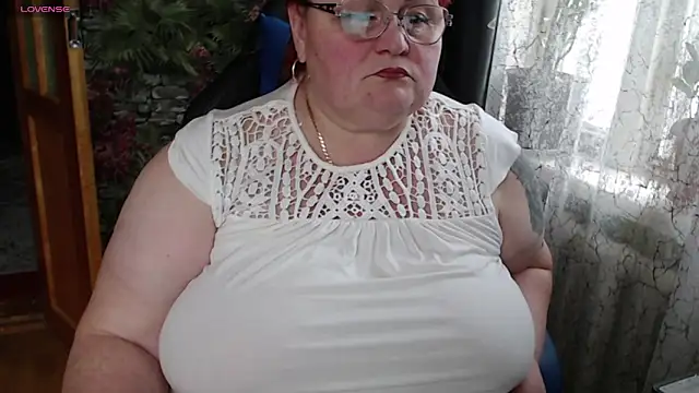 Snapshot of Goddess57 chatting on March 9, 2025, 2:50 am Goddess57 online show from March 9, 2025, 2:50 am