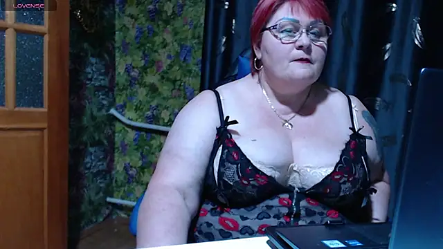 Snapshot of Goddess57 chatting on March 13, 2025, 6:01 pm Goddess57 online show from March 13, 2025, 6:01 pm