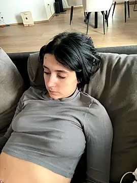 Lena Lang online show from November 16, 2025, 10:20 am