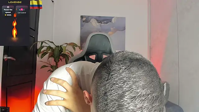 Yeiko Romero  online show from December 16, 2025, 11:09 pm