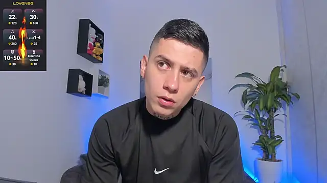 Yeiko Romero  online show from September 11, 2025, 5:35 pm