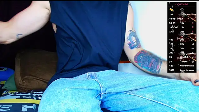 Thomass00 online show from November 23, 2025, 2:10 am